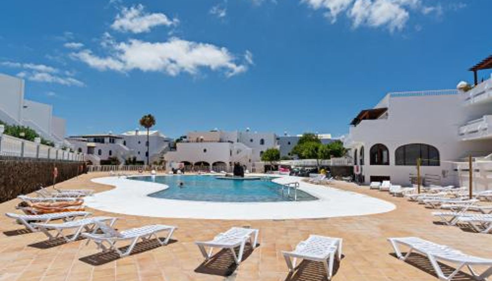 Apartment - Casa Ayram with Private terrace & Pool next to Beach
