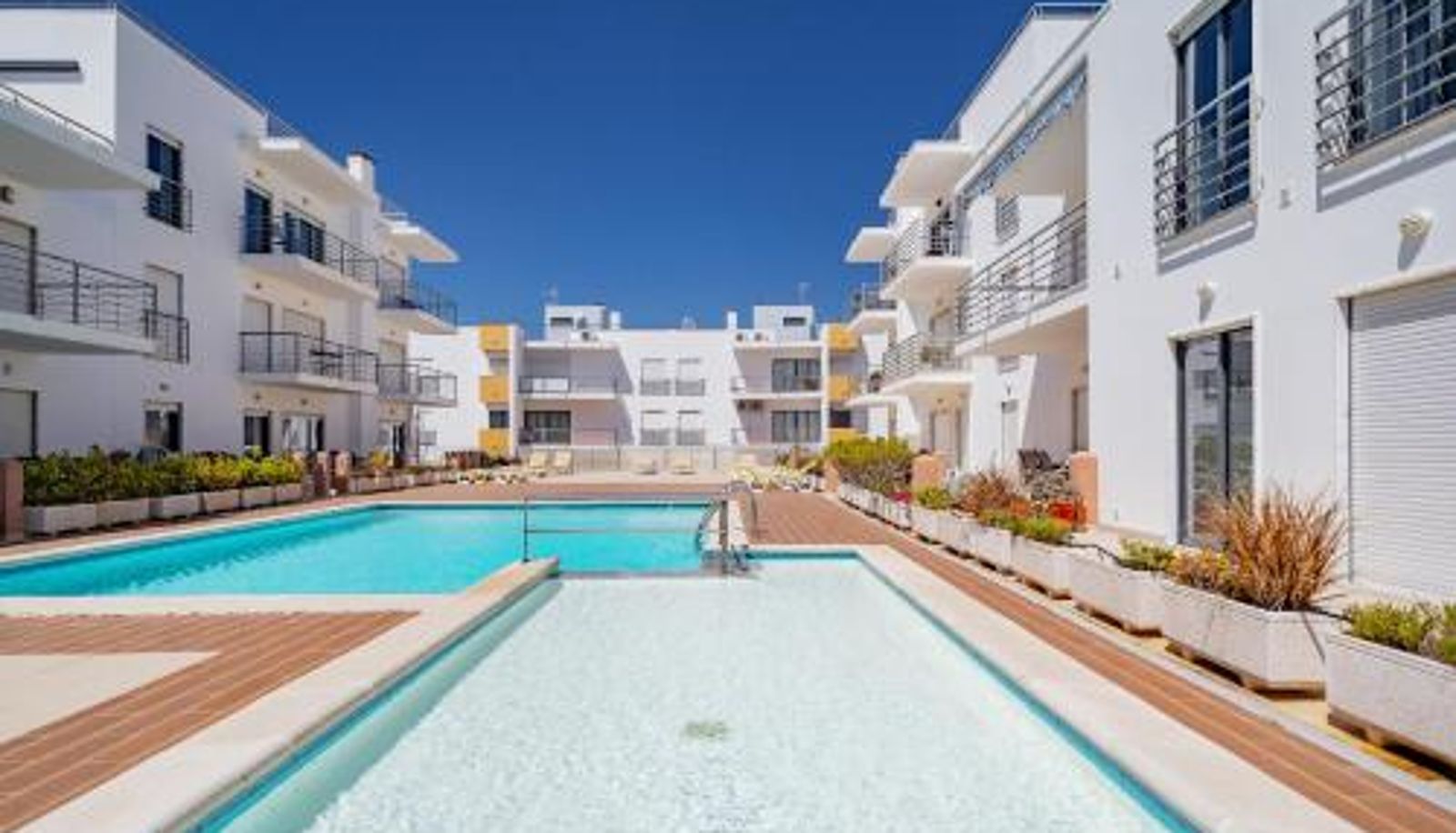 Pool - Meia Praia 106 by Destination Algarve