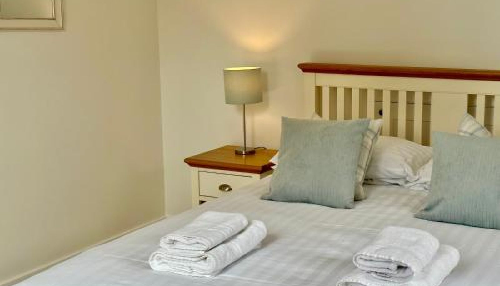 Appartement - 7 Bluebridge Court with Free Parking