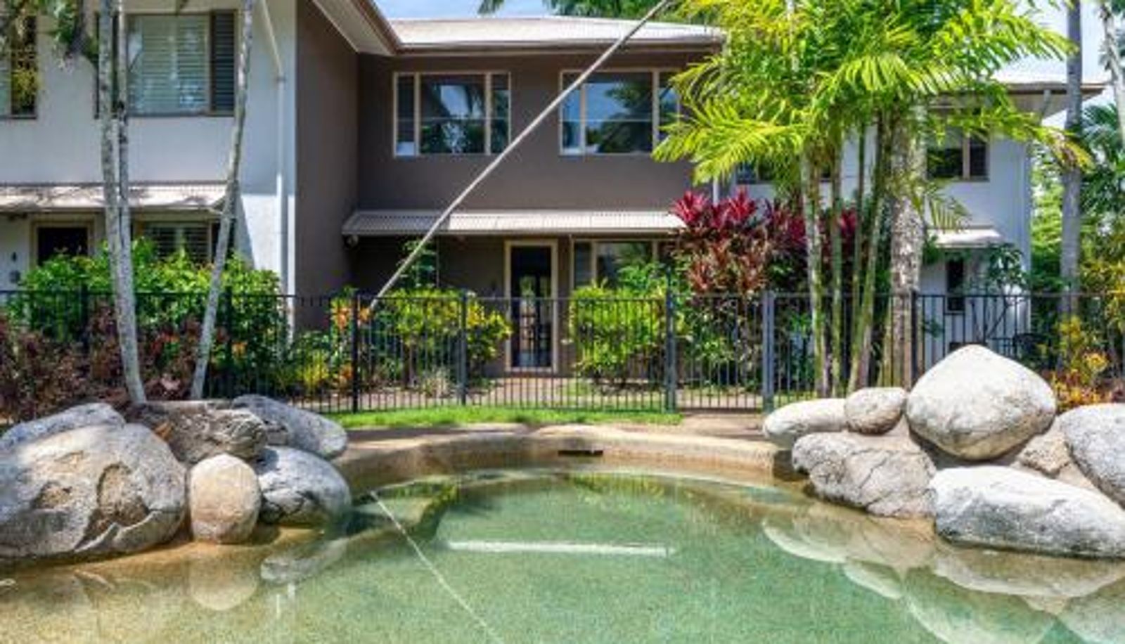 Info - 5 Reef Terraces