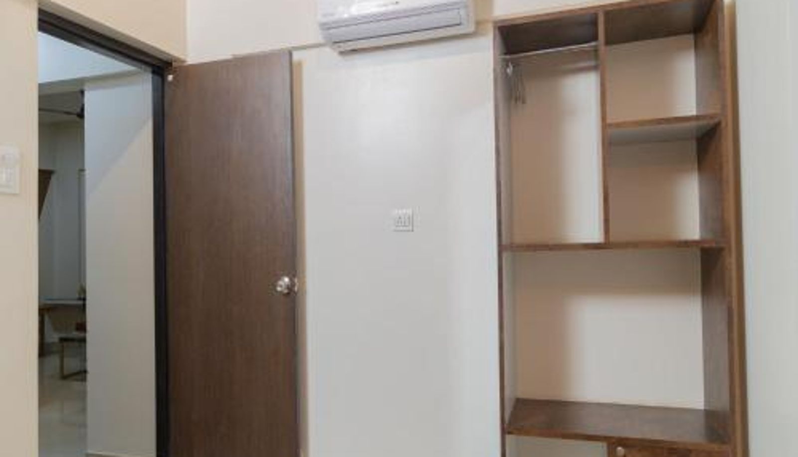 Apartment - Pune  Shivaji Nagar Copper 11 Service Apartments -SB Road