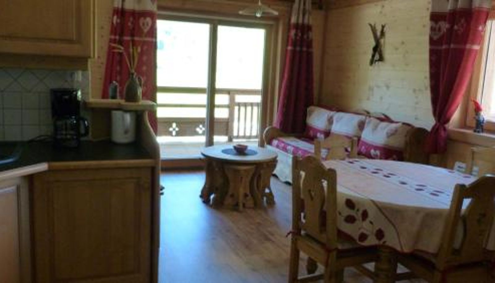Informacje - 2 chambres - ECRINI08  6 personnes Appartement cosy