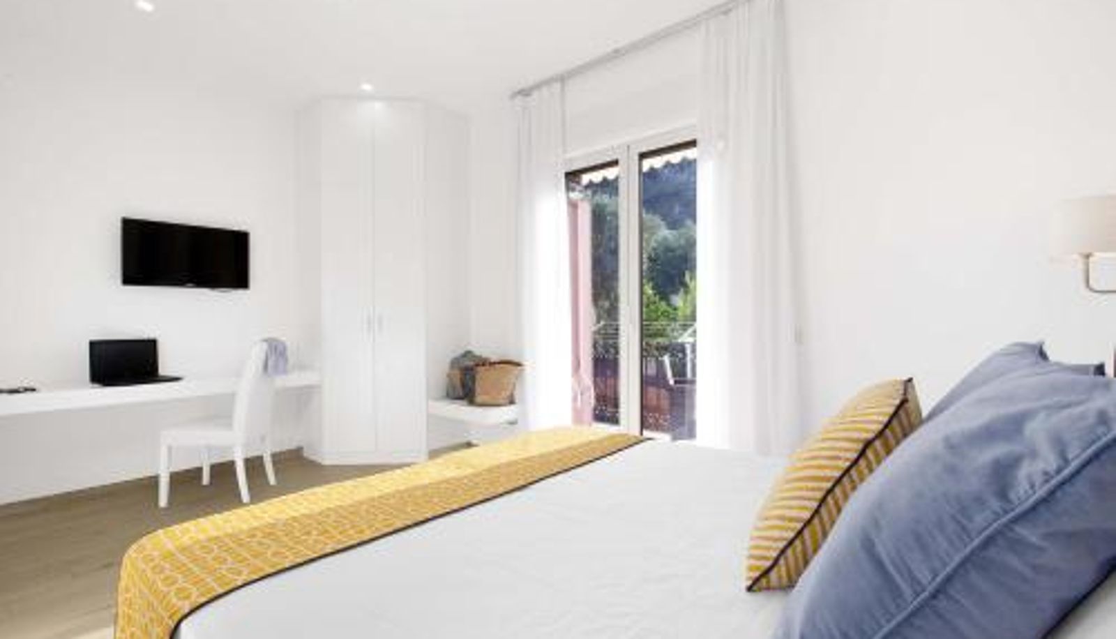 Apartment - Amore Rentals - Sara Home