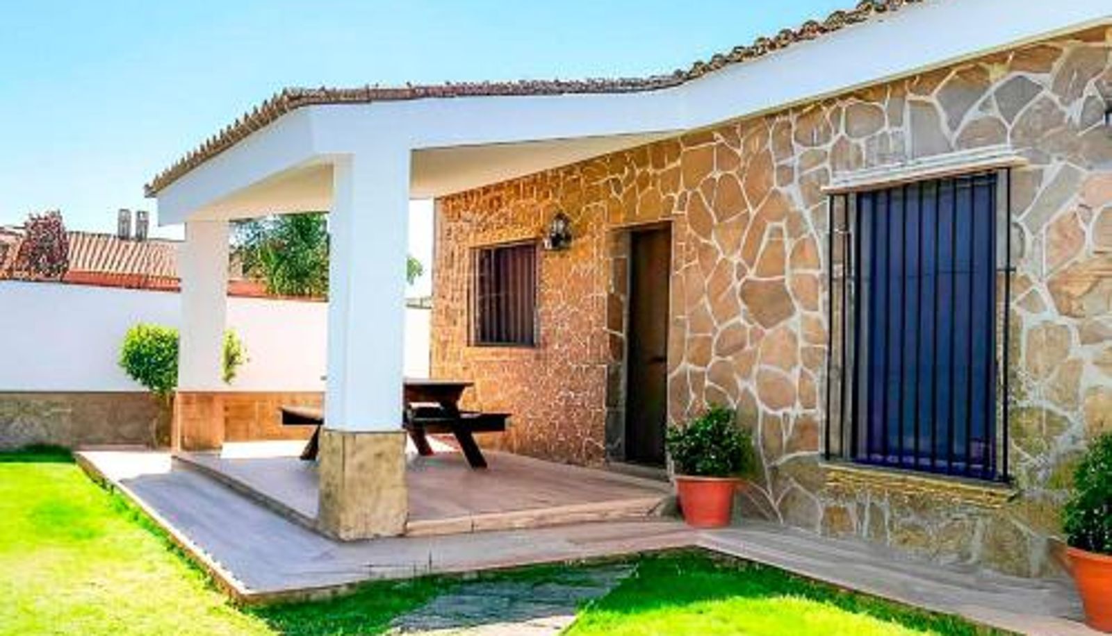 Standard room - Chalet con piscina compartida y jardín privado