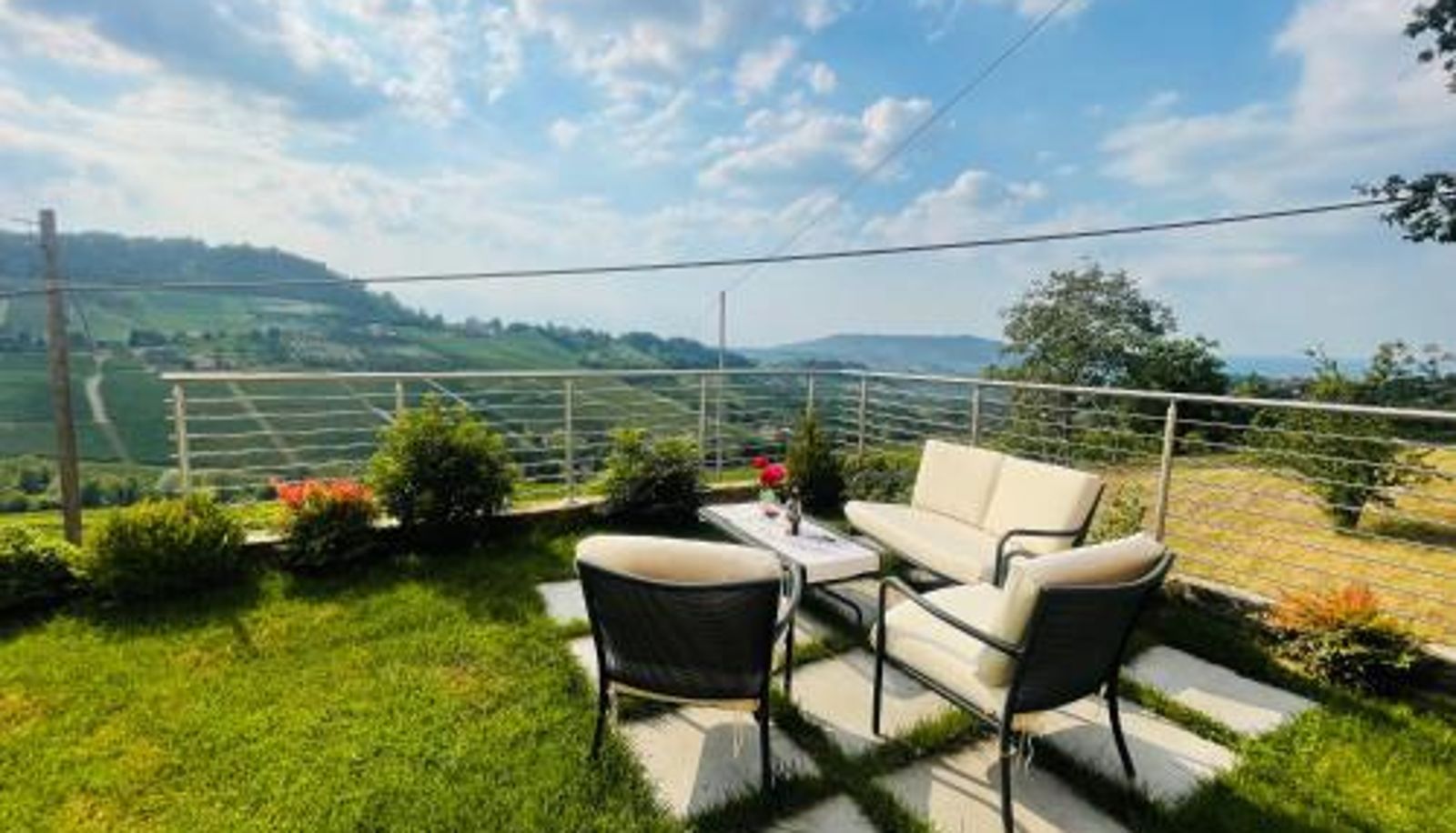 Appartement - EV Sation & Bike Storage  Panoramic Garden  Vineyard Views Casa Rafanelli - Monforte d'Alba