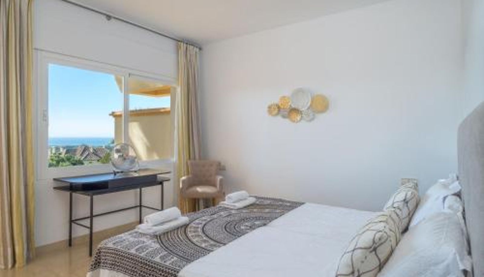 Apartment - Elveria Hills excellent views