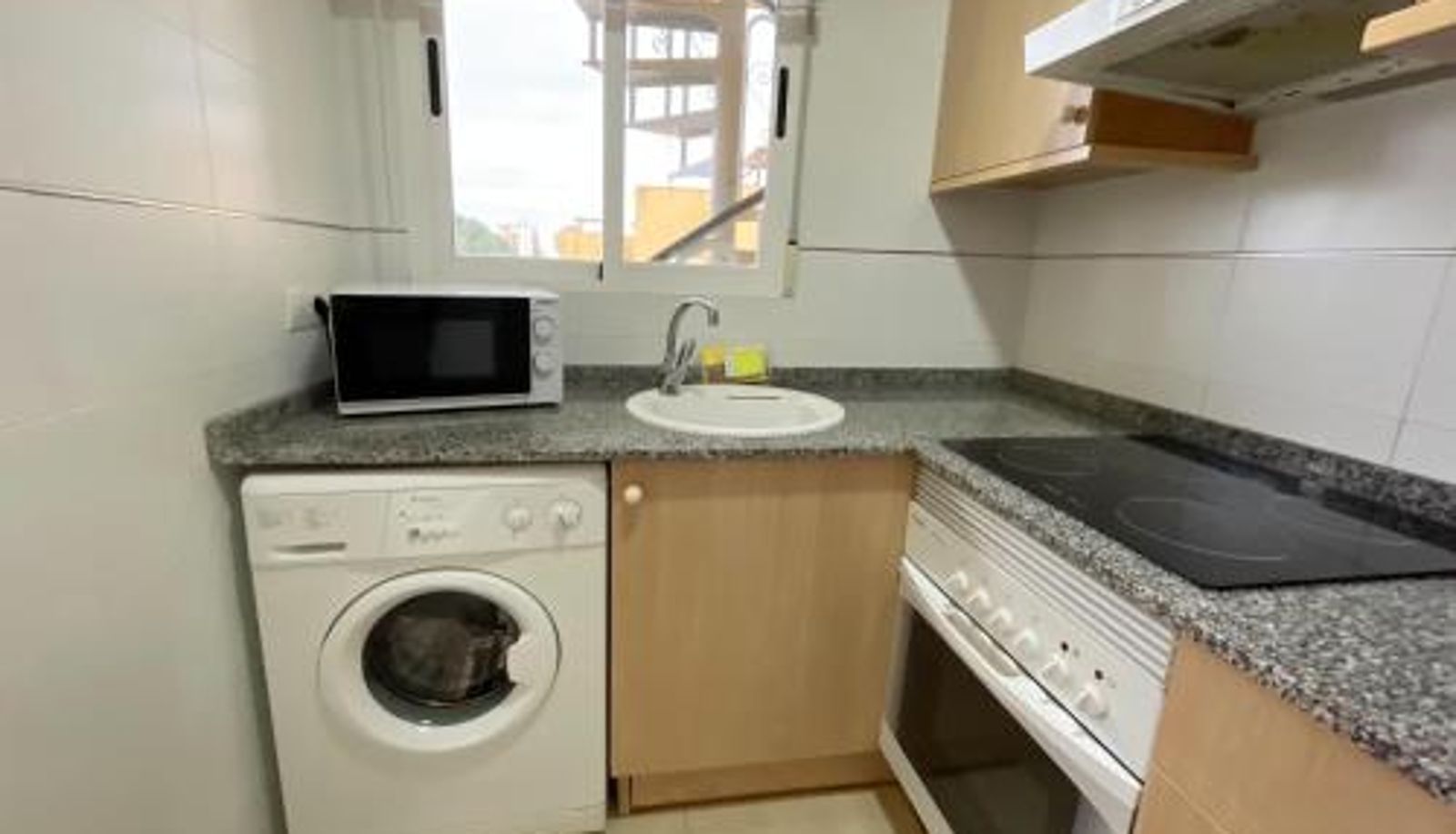 Apartment - Apartamentos Los Almendros 3000