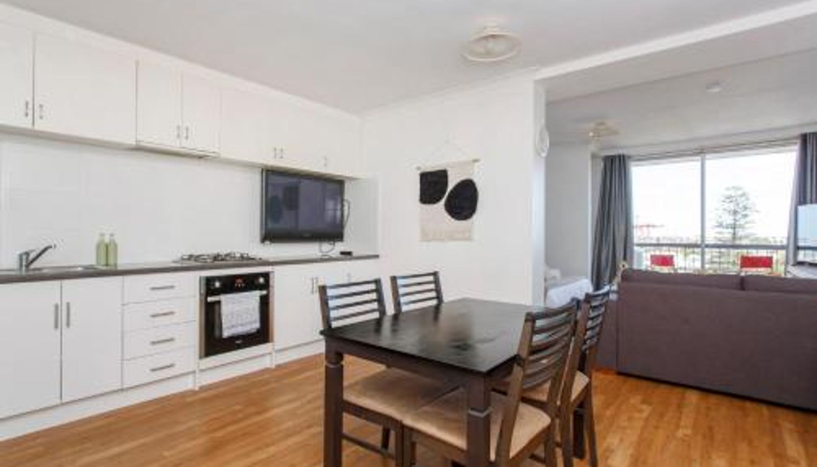 Apartment - Seaside Studio Apartment - North Fremantle