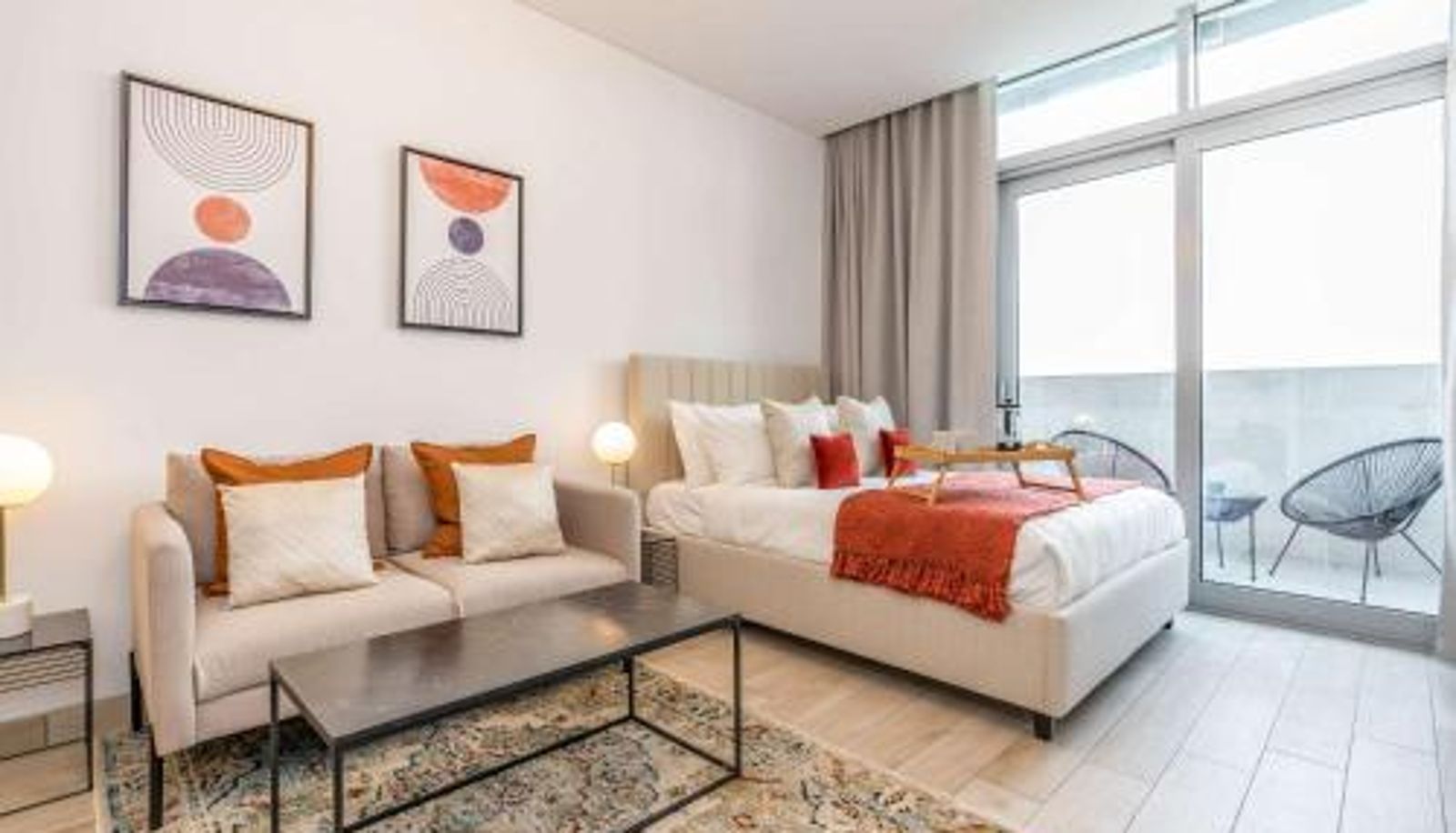 Zimmer - pool & gym Silkhaus Vacation Homes studio in DIFC with Burj Khalifa view