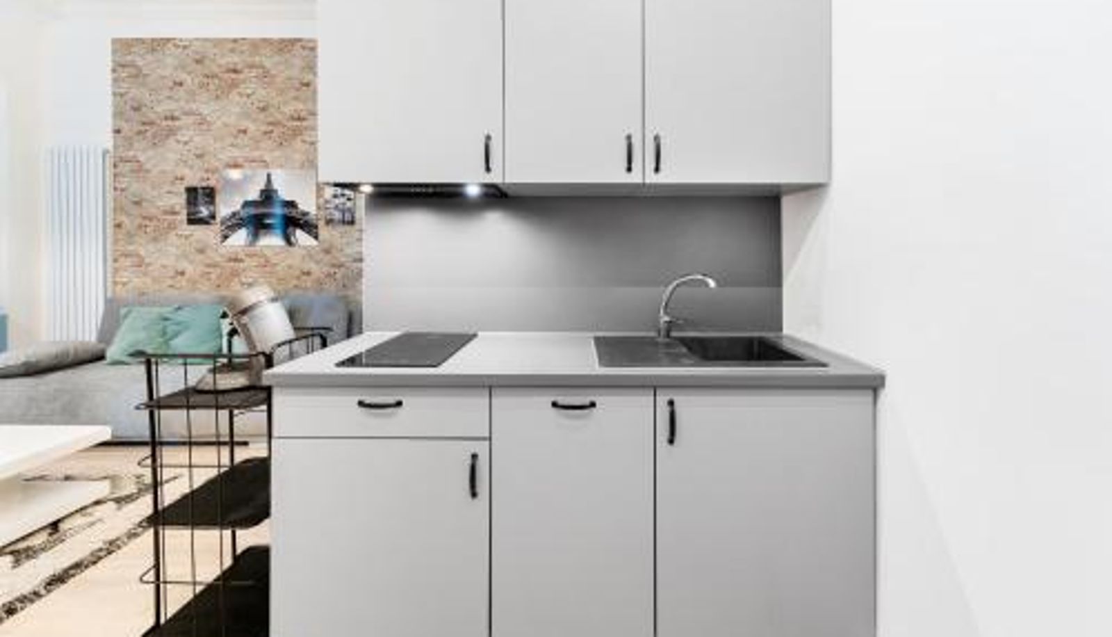 Kitchen - ideal for 2 - 4 Guests  1 Living room  1BR  budget group & family apartment The Mierendorf II