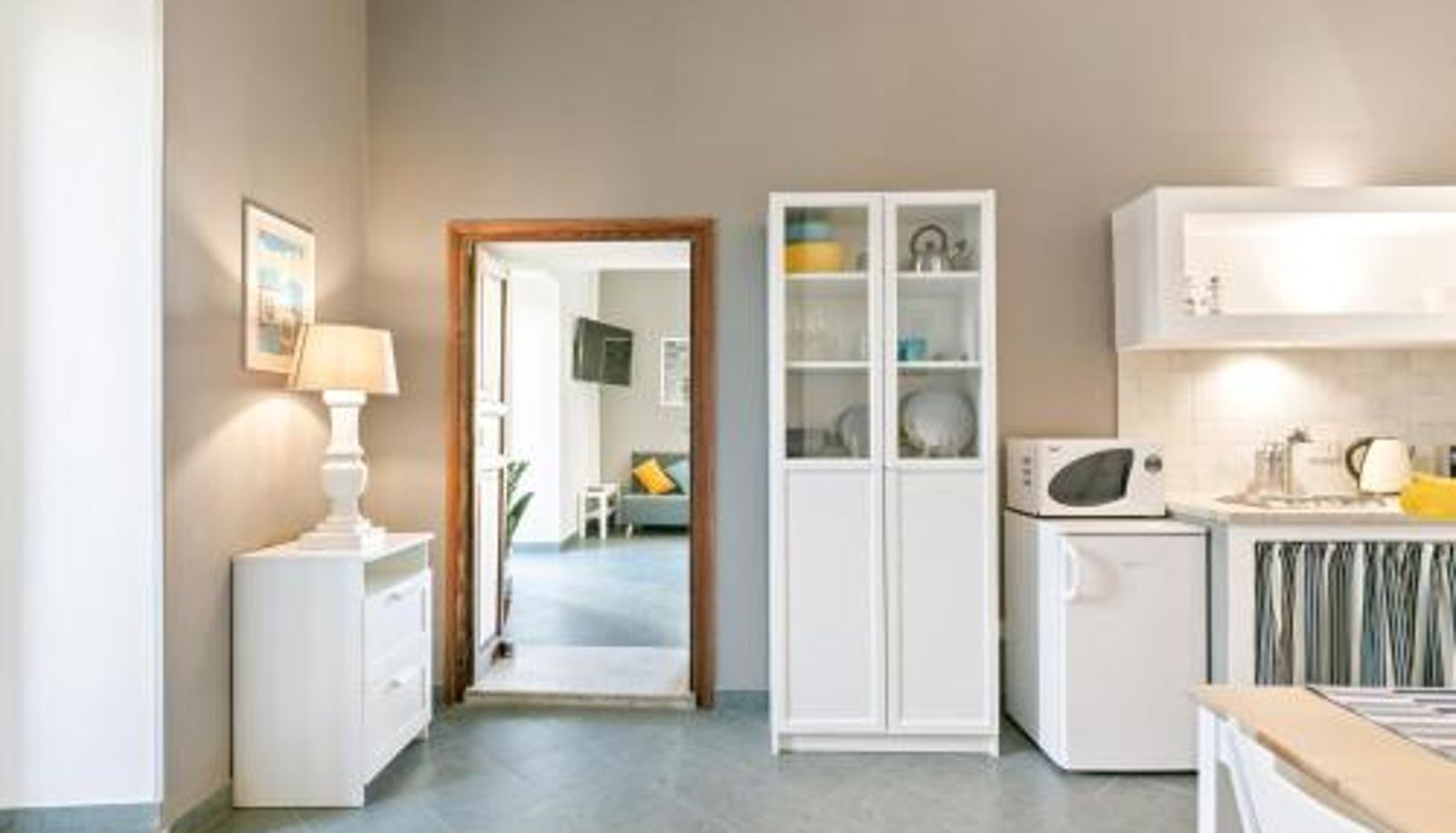 Apartment - GuestHost - Stylish Flat Maqueda