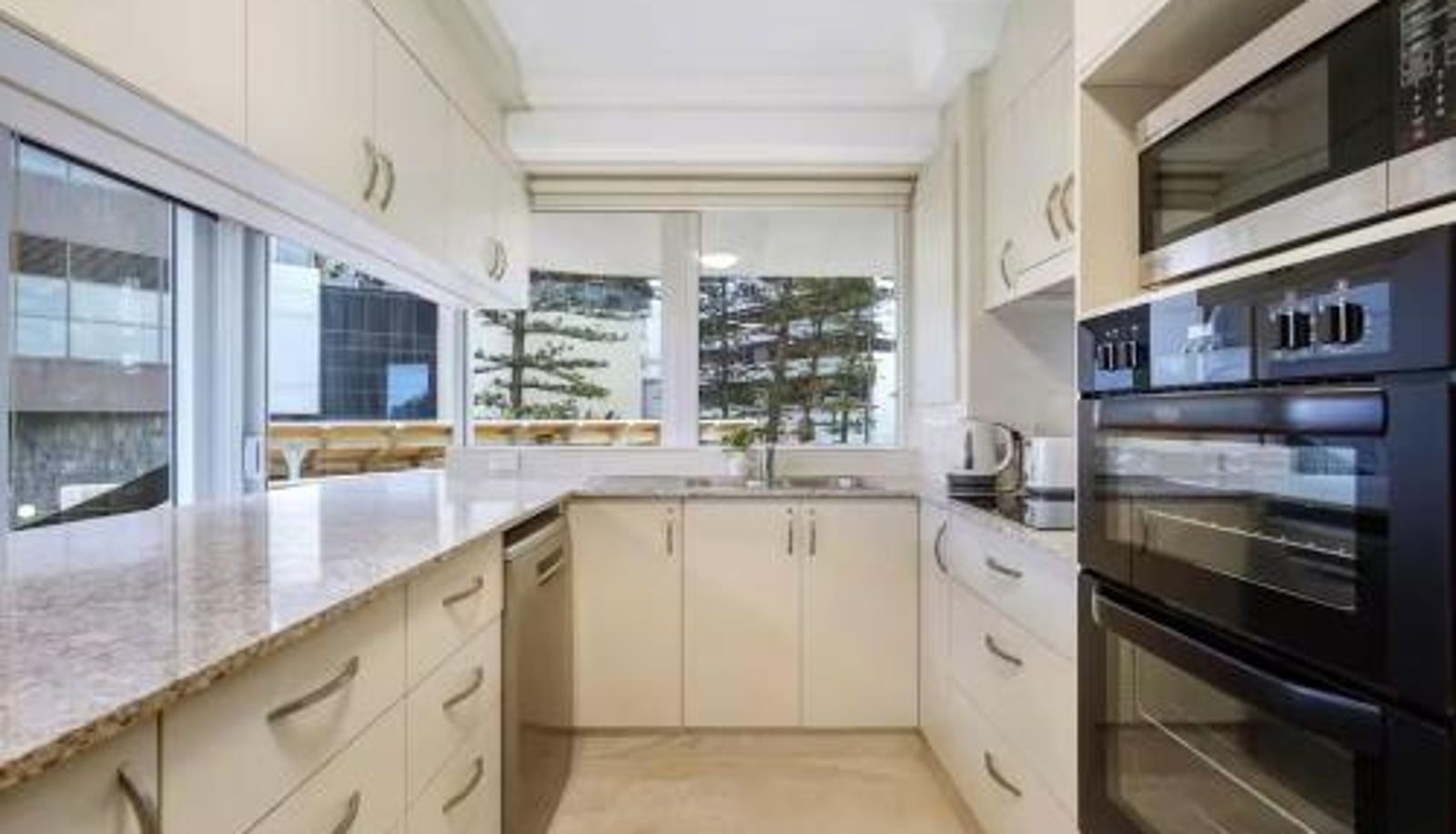 Apartment - Spa  Pool Beachfront Escape Zenith - Ocean Views