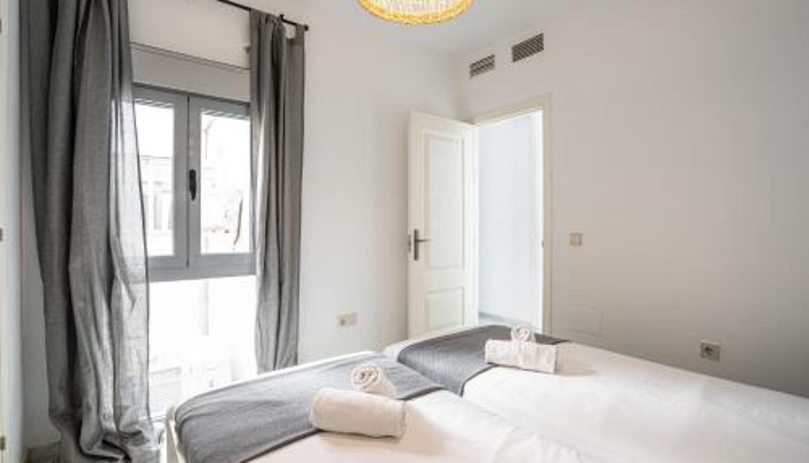 Apartament - Stay U-nique Apartment Plaza del Patrocinio