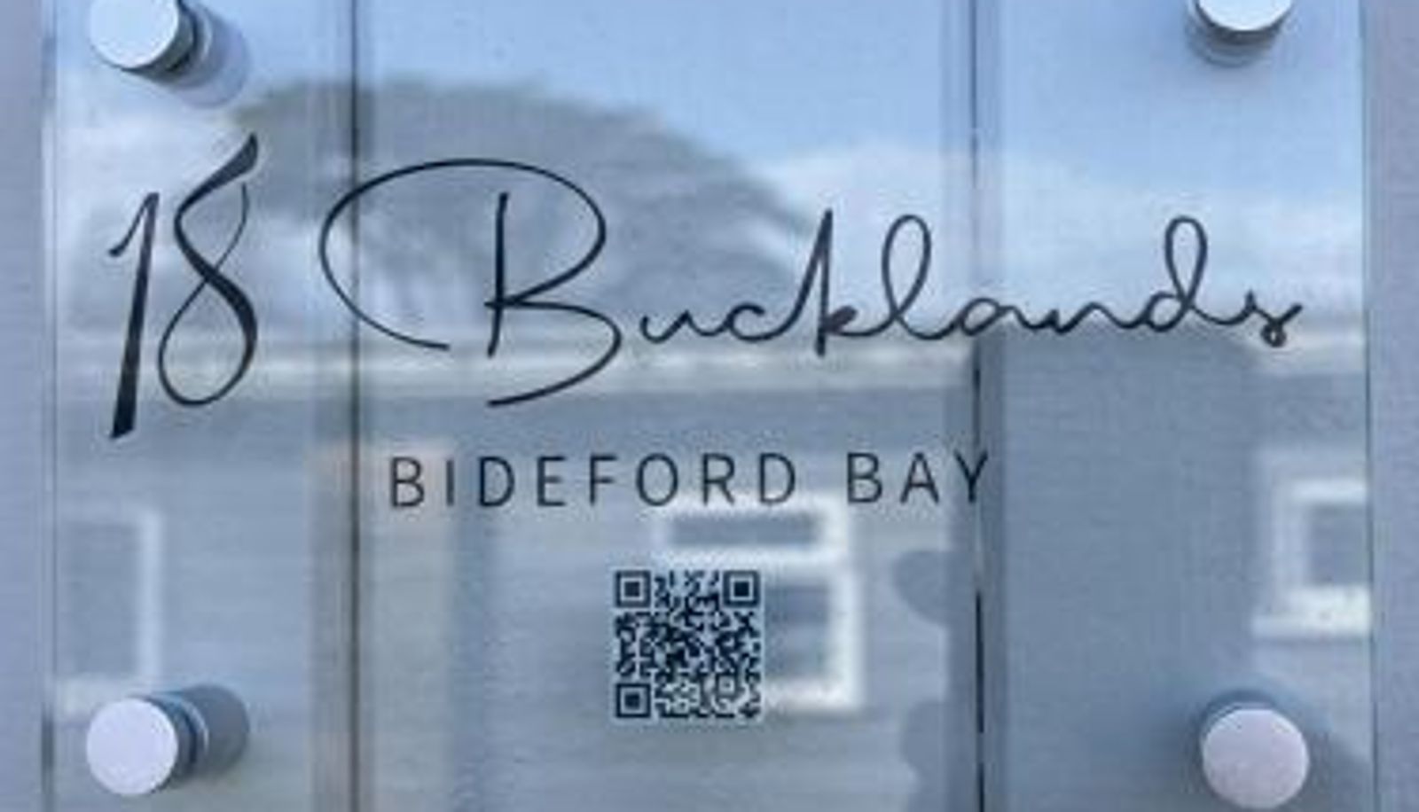 Apartment - Starlink WiFi  Bideford Bay 18 Bucklands Stylish Chalet