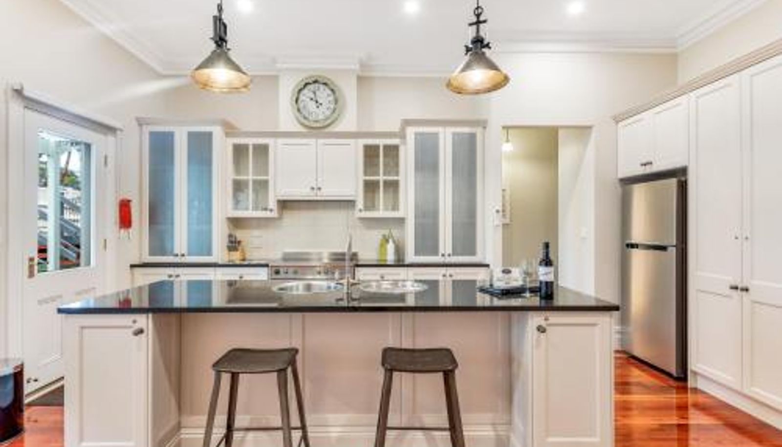 Standard room - Grandview Accommodation - The Flaxley Apartments