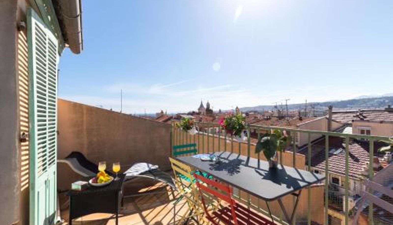 Info - VIEUX-NICE Old town and terrace  TERRASSE VUE PANORAMIQUE LA CROIX - F3