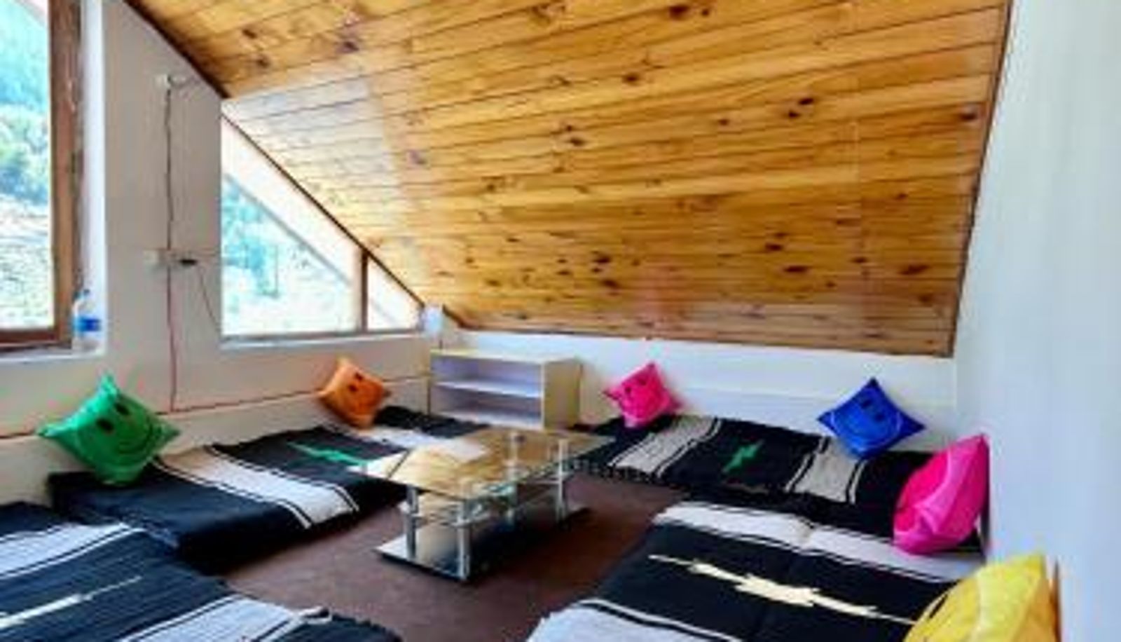 Apartment - Riverside cottage manali