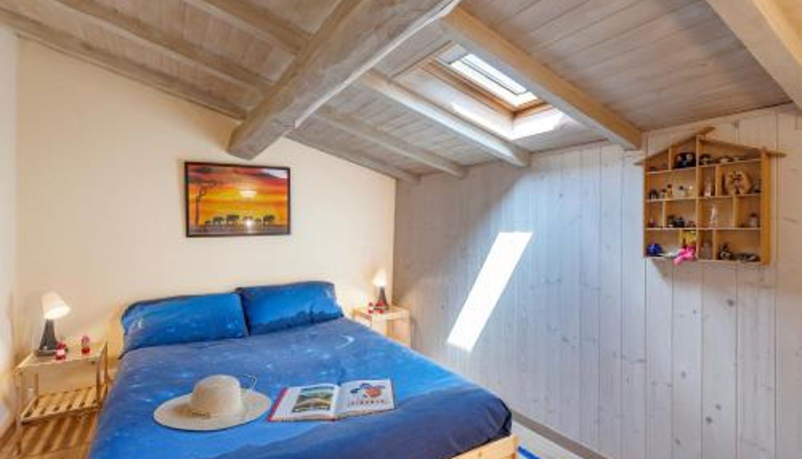 Camera - La Via degli Dei Base Trekking Home with Garden - Happy Rentals