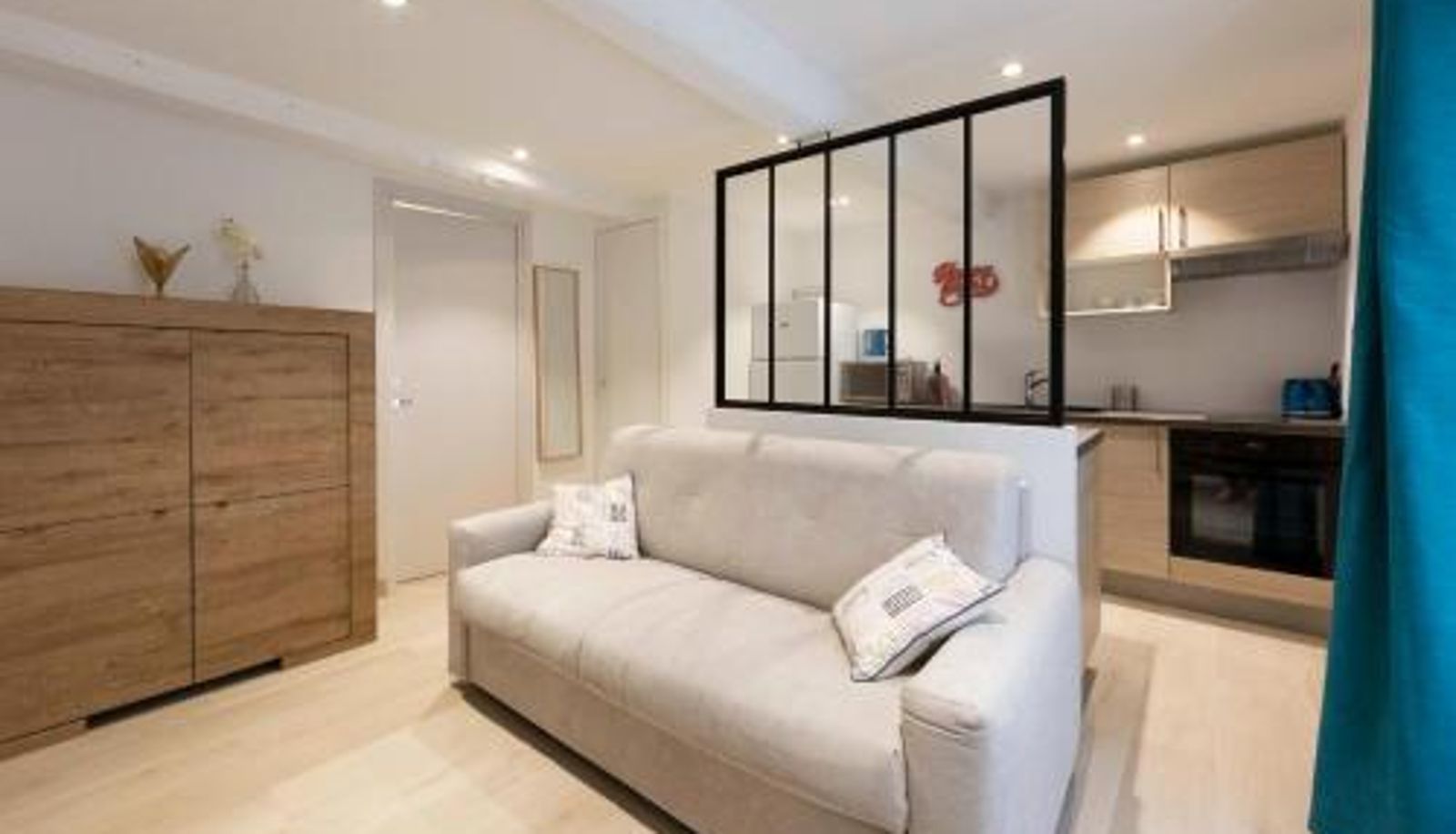 Informacje - Brand-new atypical studio in rue Fourmillière