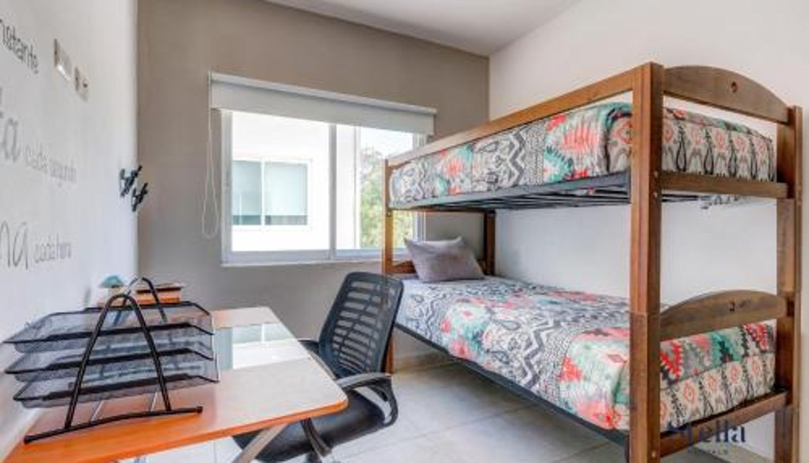Appartement - Private Roof with BBQ Shared Pool and Playground