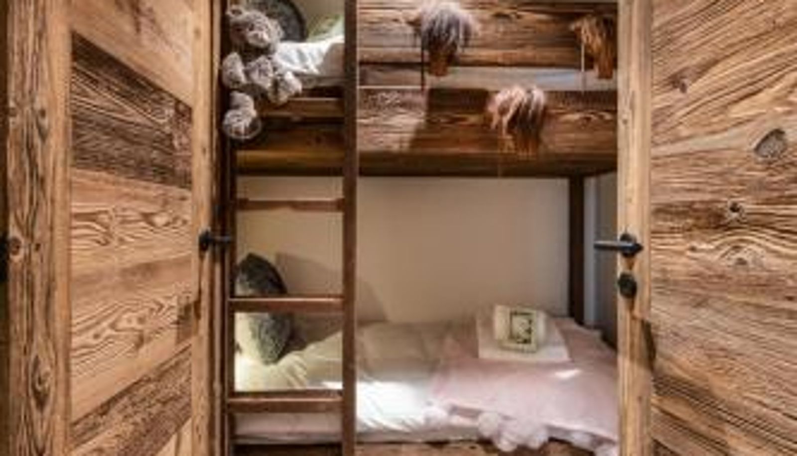 Apartment - Falcon Lodge by Alpine Resorts