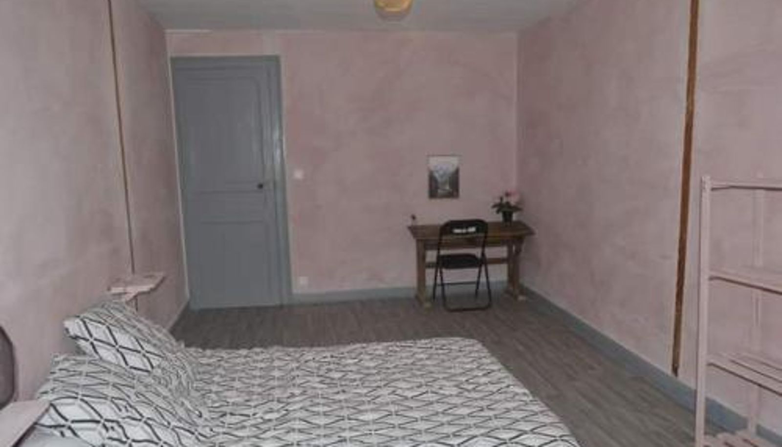 Camera standard - Gîte LORLAVIE