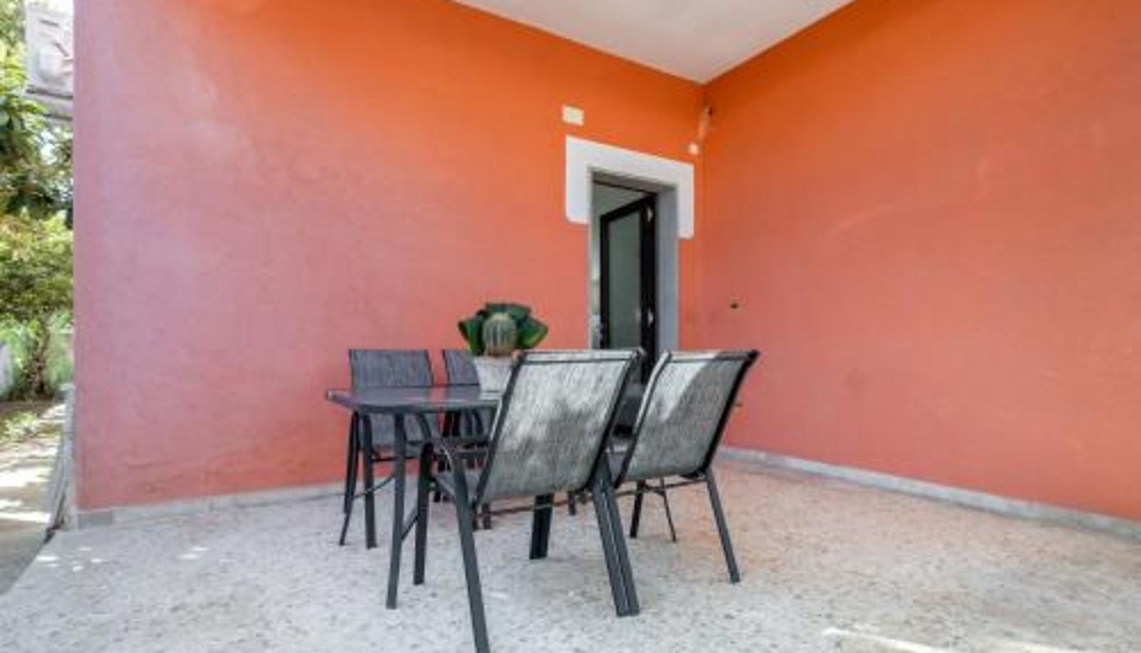 Info - GuestHost - Scuole CEMM San Vito Apartment with parking