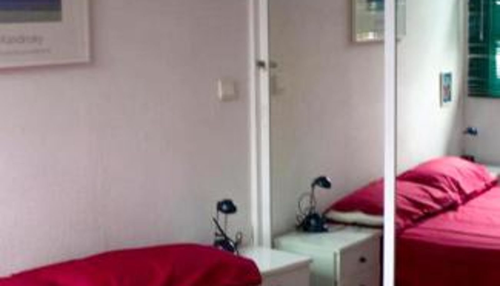 Room - Comfortable apartment in Seville with stunning balcony!