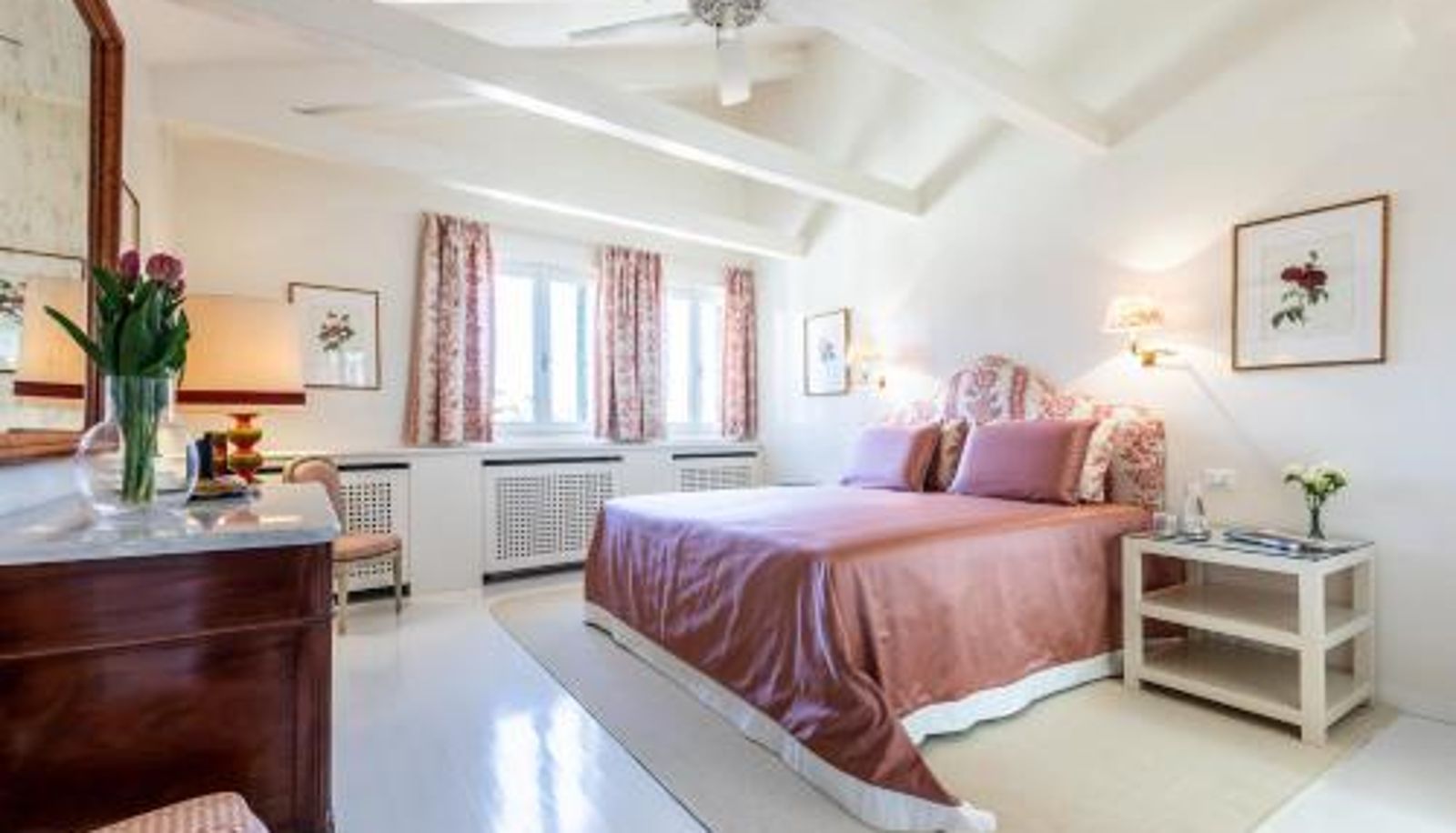 Appartement - La casa di Hubert De Givenchy - Dimora Italia