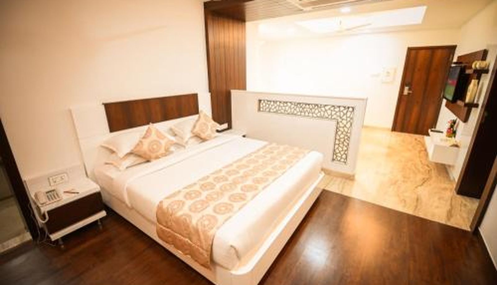 Apartment - Chola Serviced Apartment