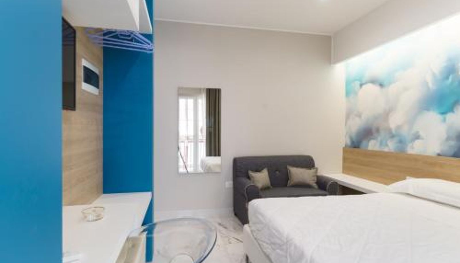 Room - GuestHost - Nuvole Apartment near the beach