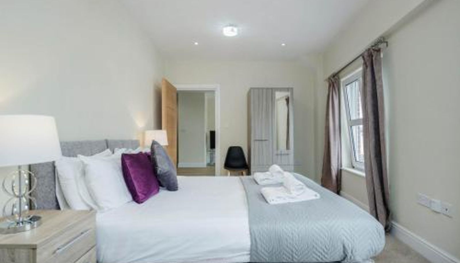 Apartment - 2 Bedroom Apartments in Central Maidenhead