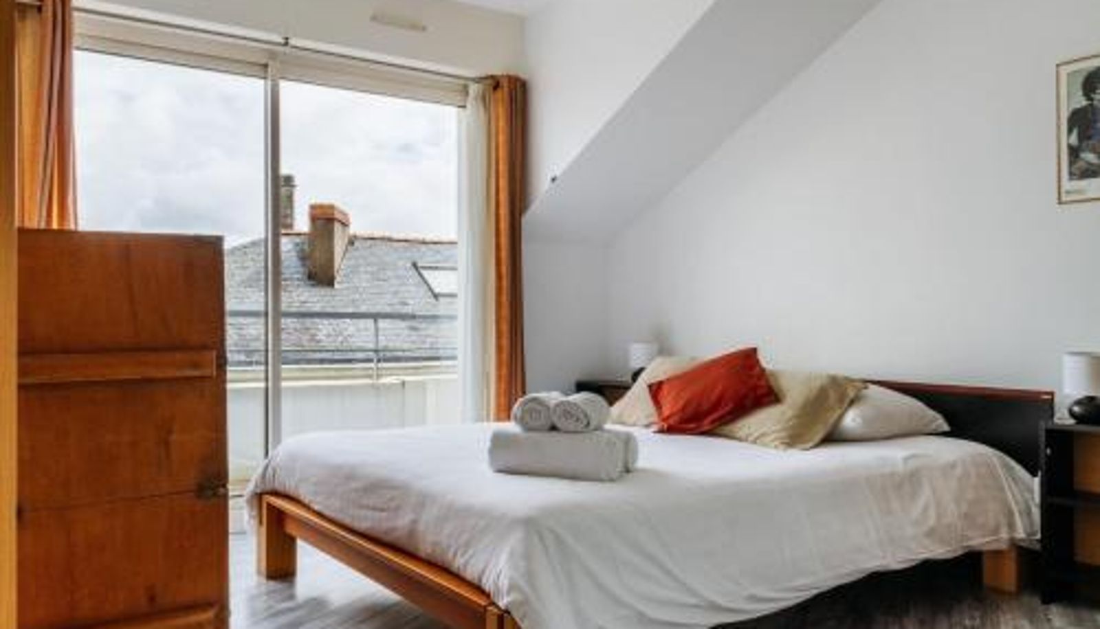 Apartment - Epicea- Spacieux 3 chambres avec parking.