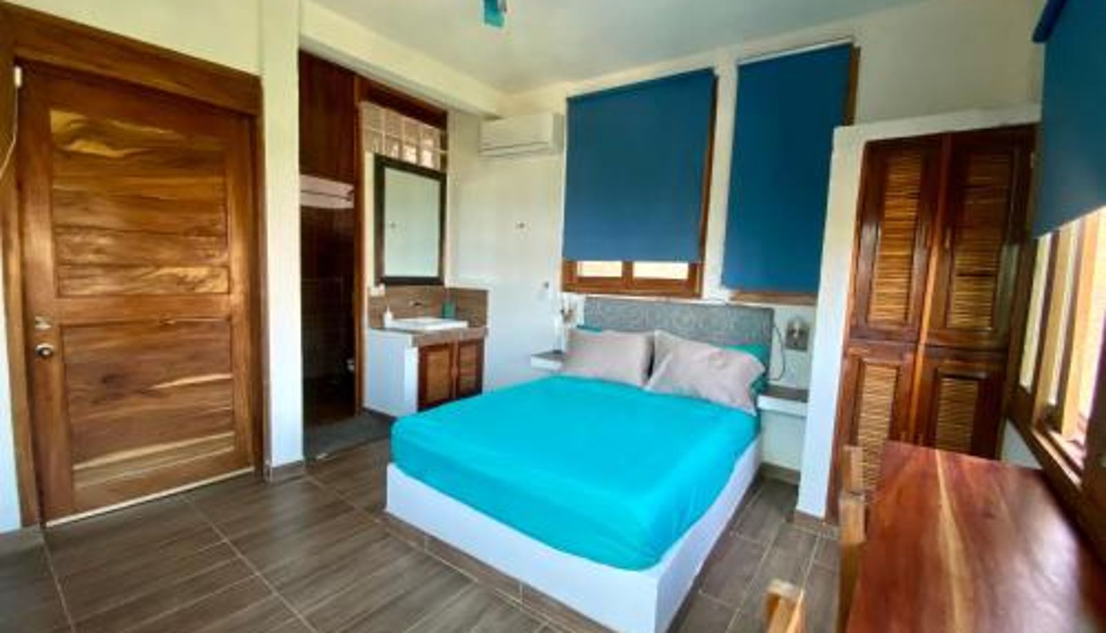 Apartment - Parking  WIFI Starlink  AC Estudio con vista al mar