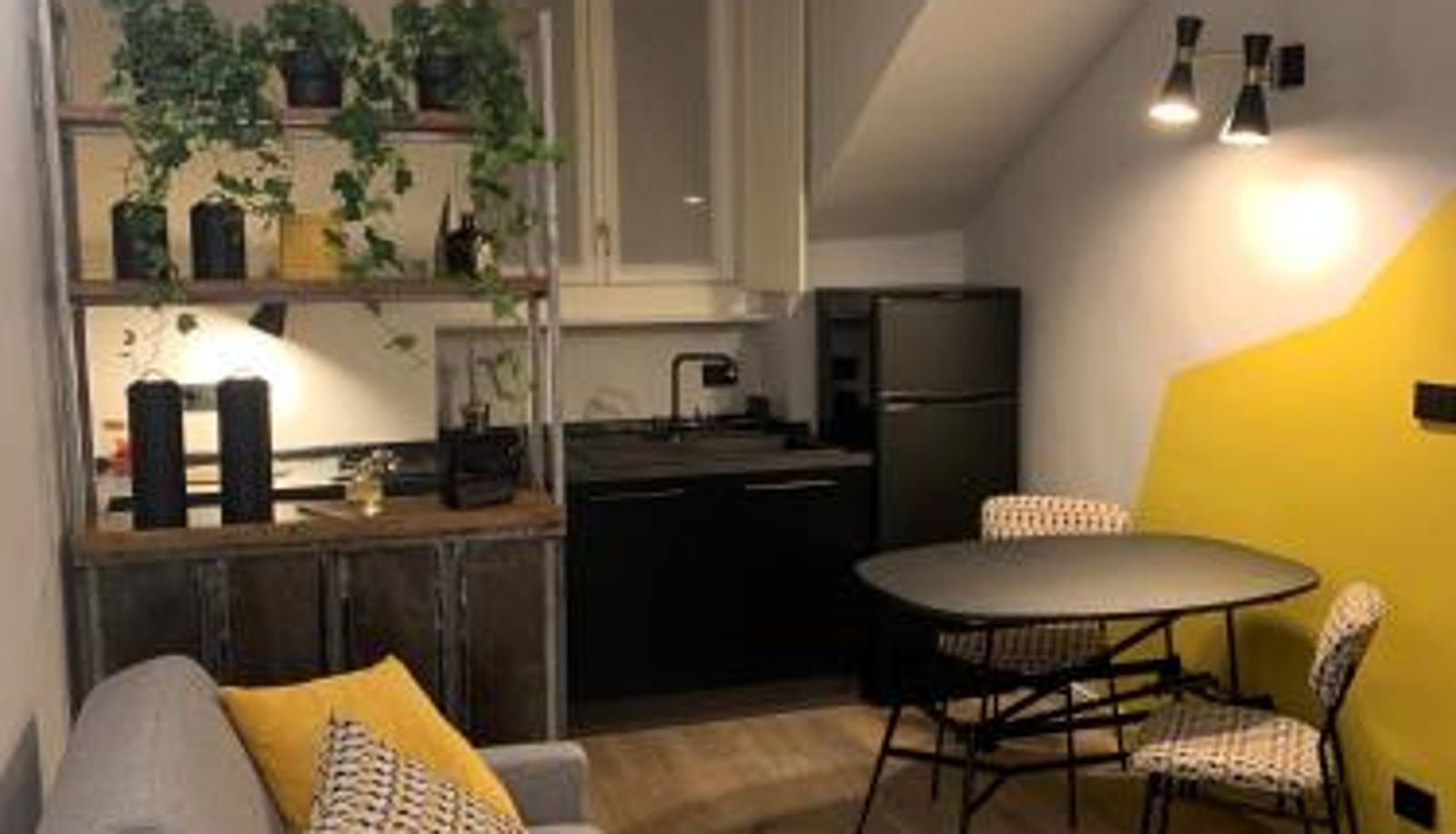 Apartment - Il Sogno nel Cassetto