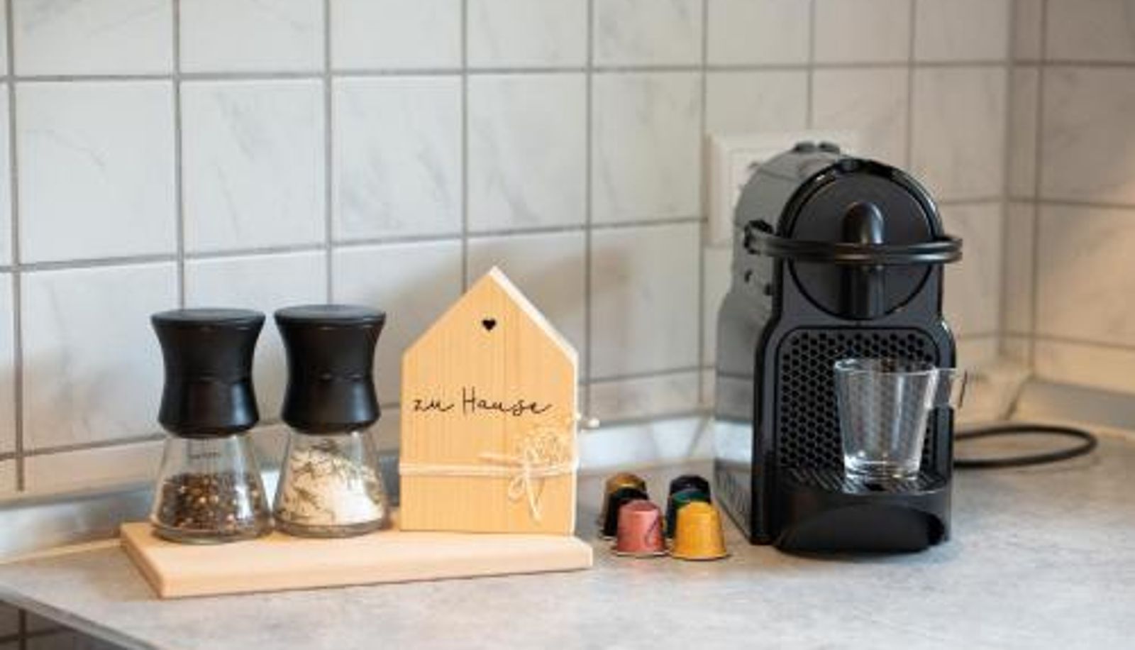 Standardzimmer - Wohnung im Rheintal