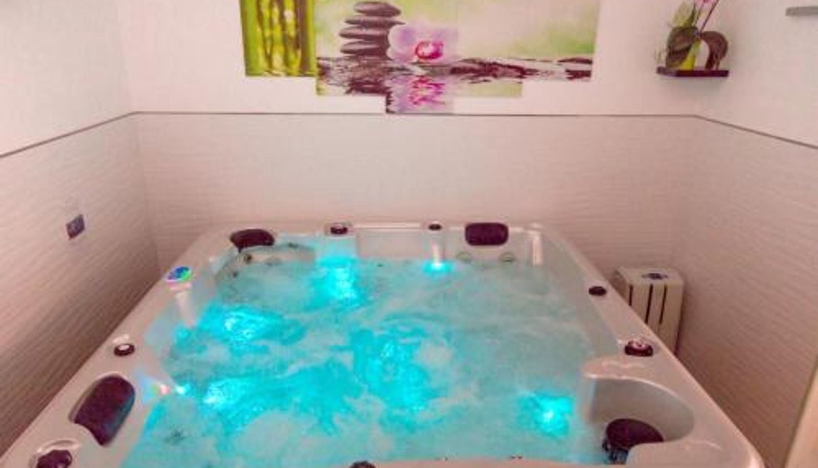 Salle de bain - Appartement moderne avec piscine à Plan-d'Aups 55 m² - Spa inclus​
