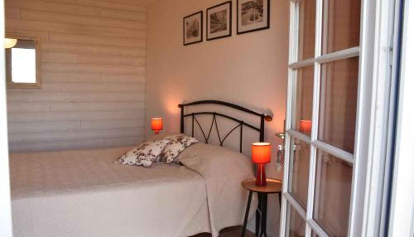 Suite - Domaine Bellevue Cottage en Périgord - Longère 18ème - Parc 3ha - Gîtes Plain-Pied - Terrasse Privative Arborée