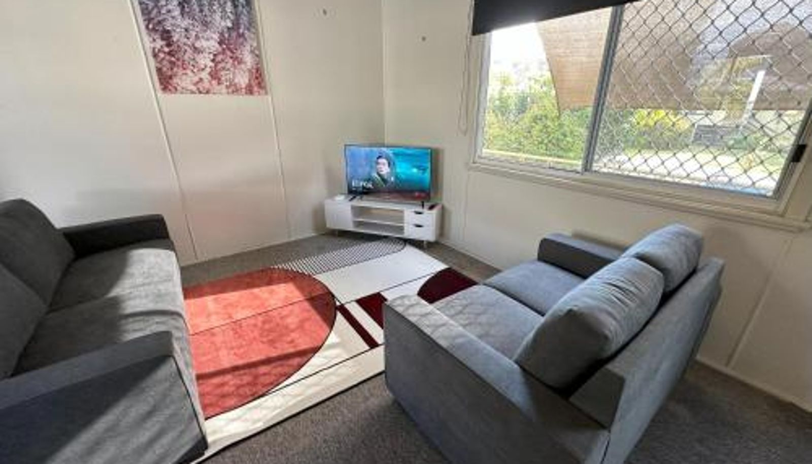 Info - 1 Bedroom Apartment near Graftons Waterfront
