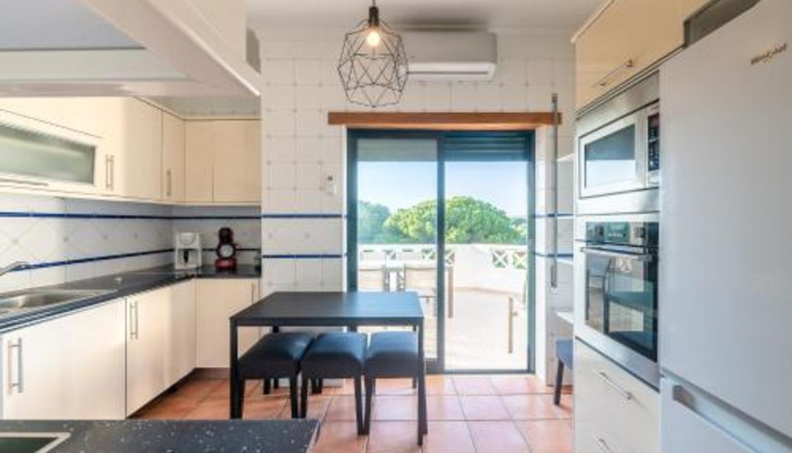 Cucina - #071 Beachside Apartment Relax & Comfort