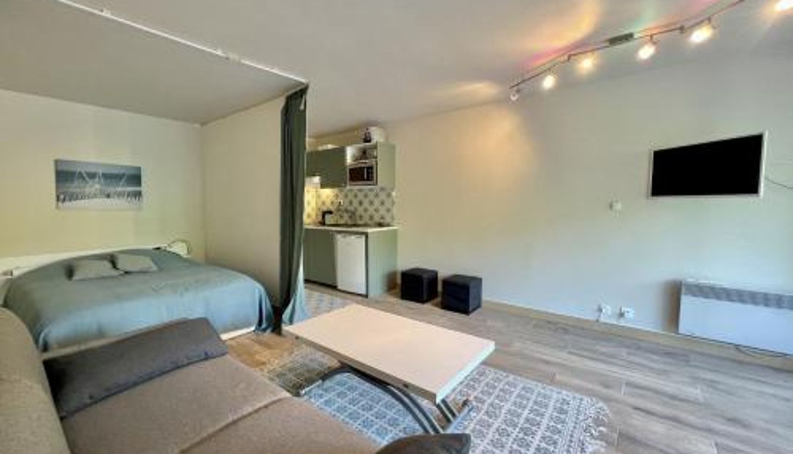 Standardzimmer - Bright studio just a stone's throw from the sea