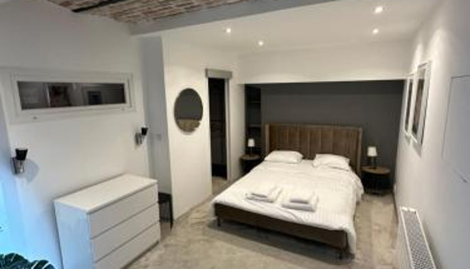Appartement - Canal Saint Martin apartments