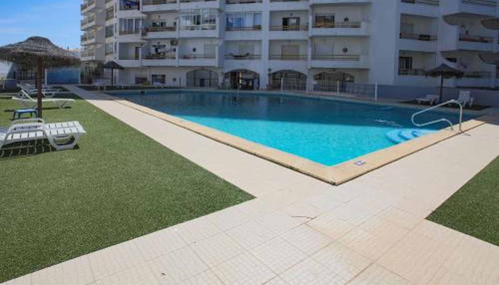 Apartment - Seaview with two Balcony  Airco Go4Portugal - Dinis - Luxe Condo with Pool