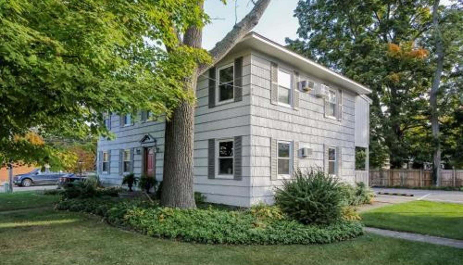 Apartment - Water Street Retreat apt. walk to Saugatuck