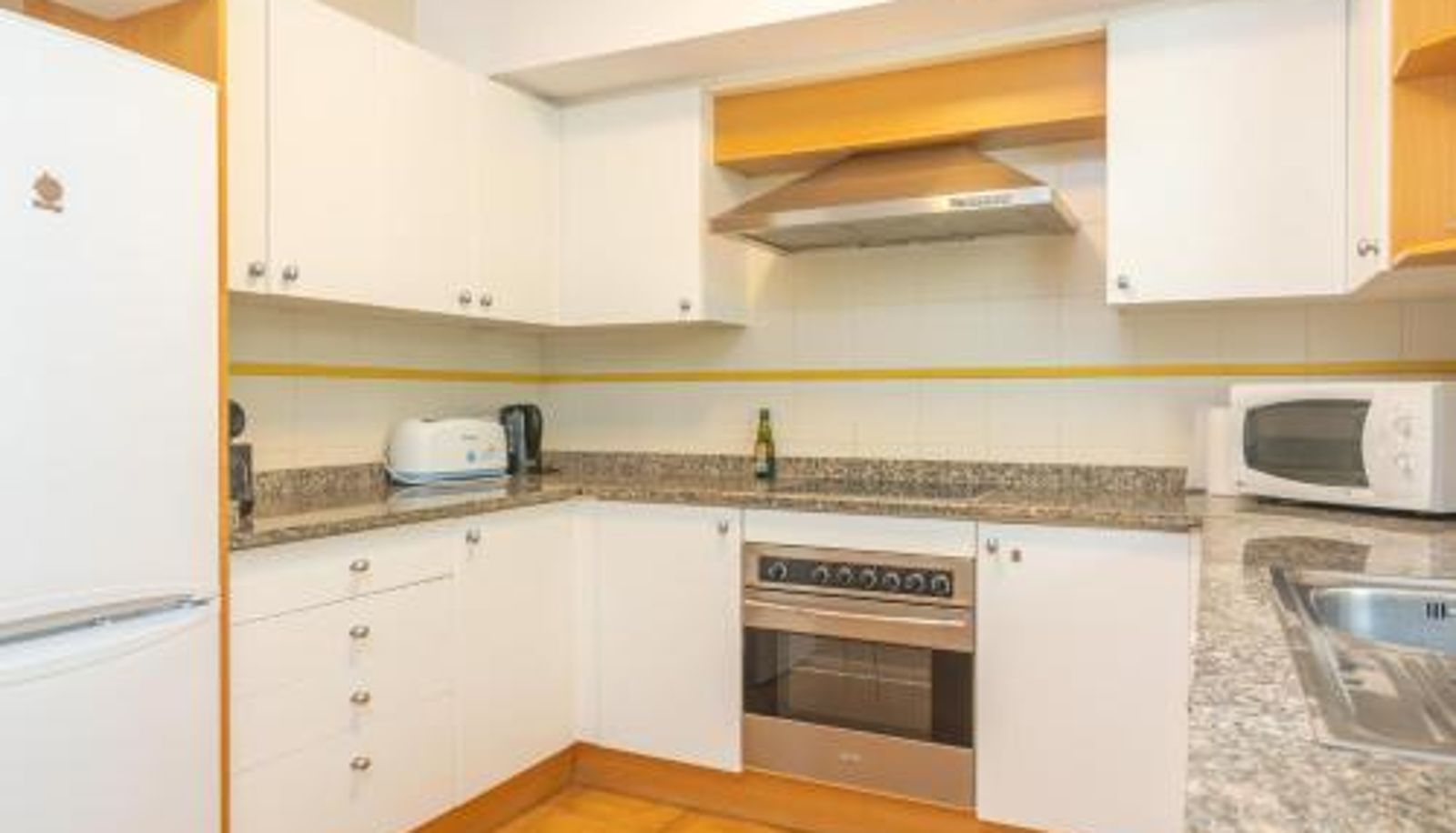 Apartment - Ed Bellveure 2 A