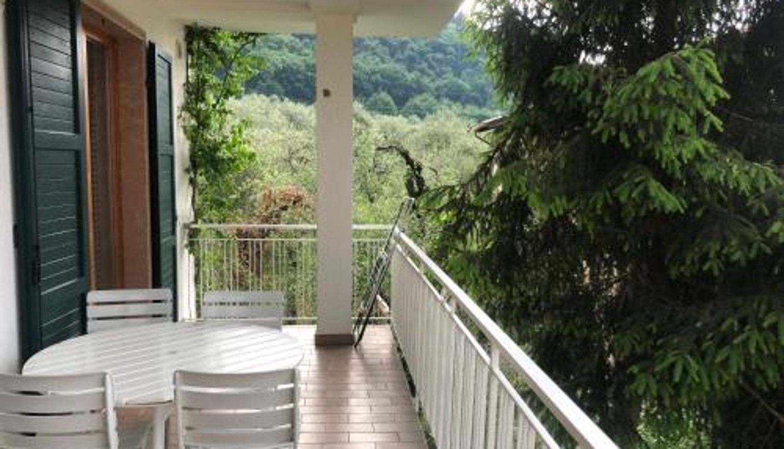 Standard room - 3 rooms apartment whit balcony and lake wiew