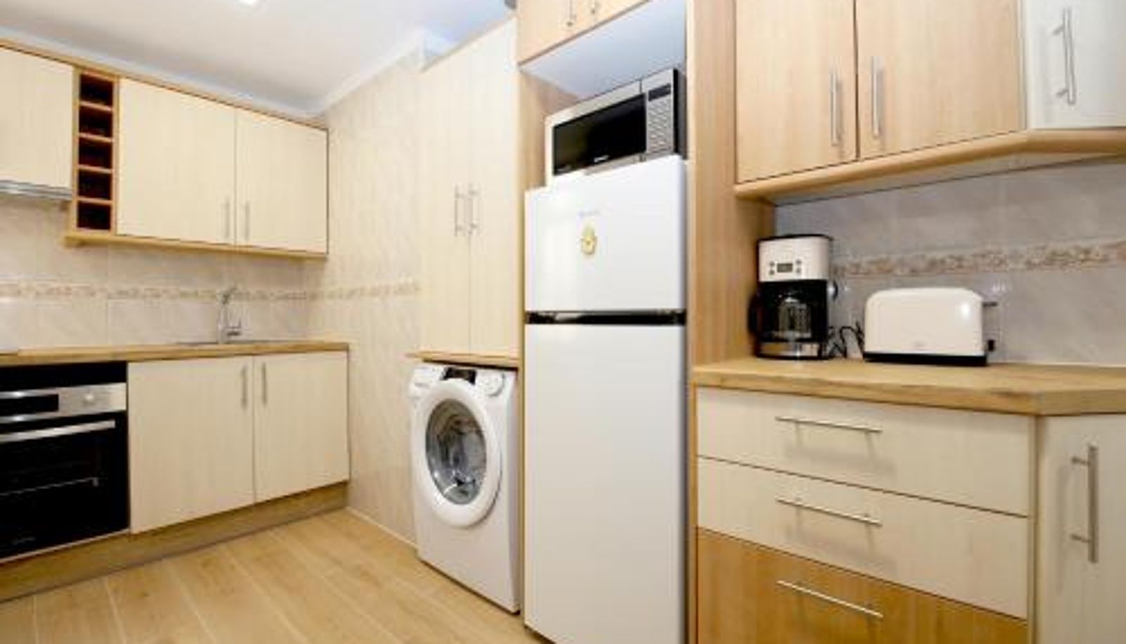 Appartement - Estepona Centre Beachfront Apartment ROSSI