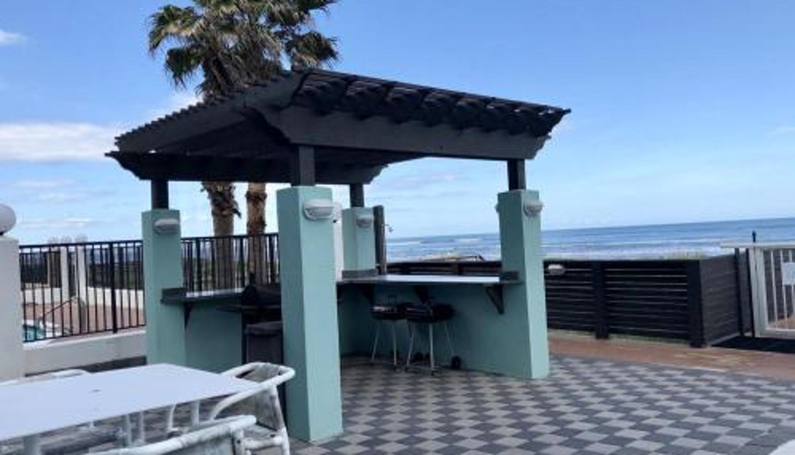 Chambre Standard - 5 BEDROOM BEACHFRONT CONDO - 3rd Floor