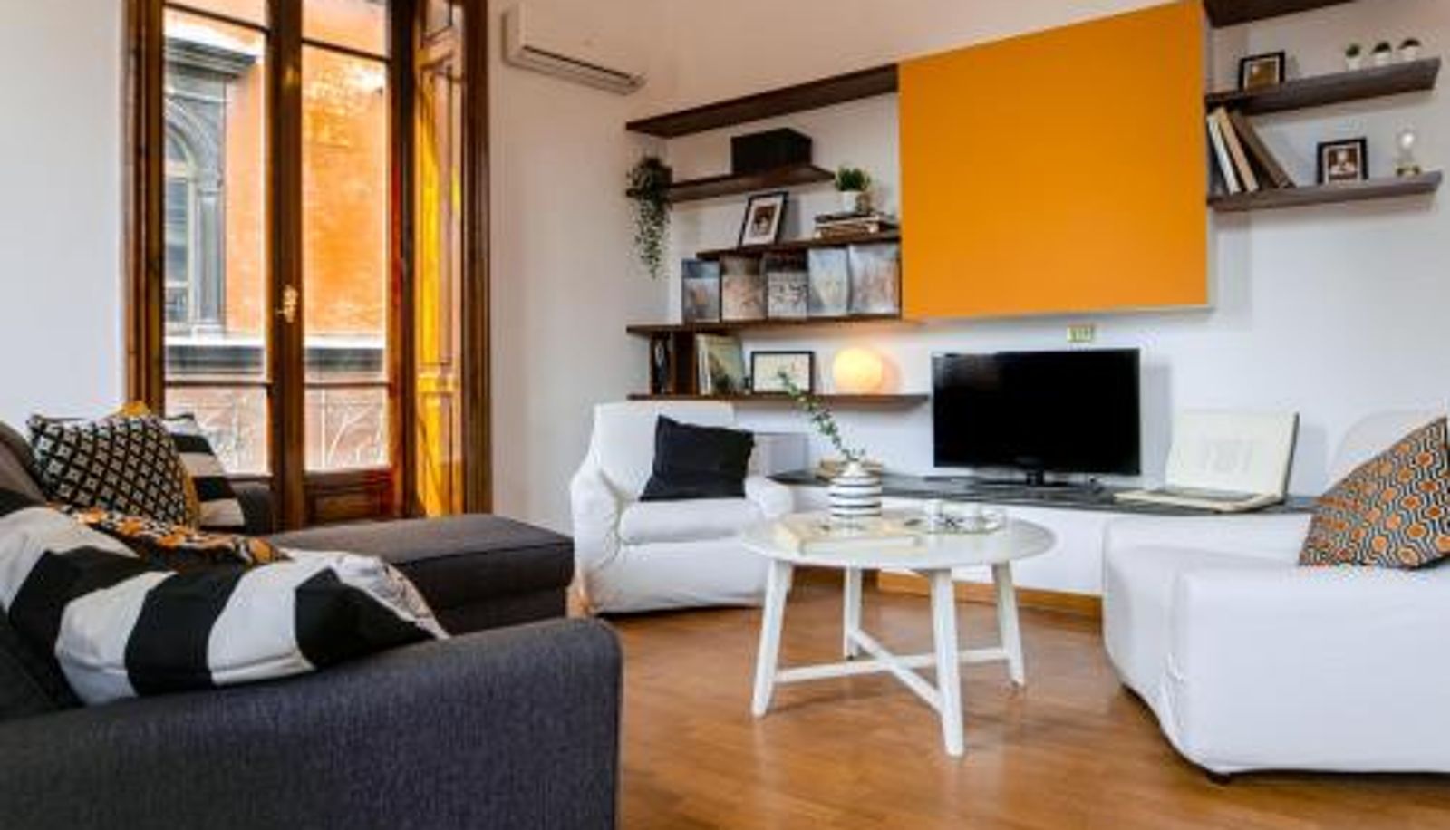 Apartment - Casa Frangiò Modern Apartment Historical Centre - Authentic Neapolitan Apartment for Families and Friends