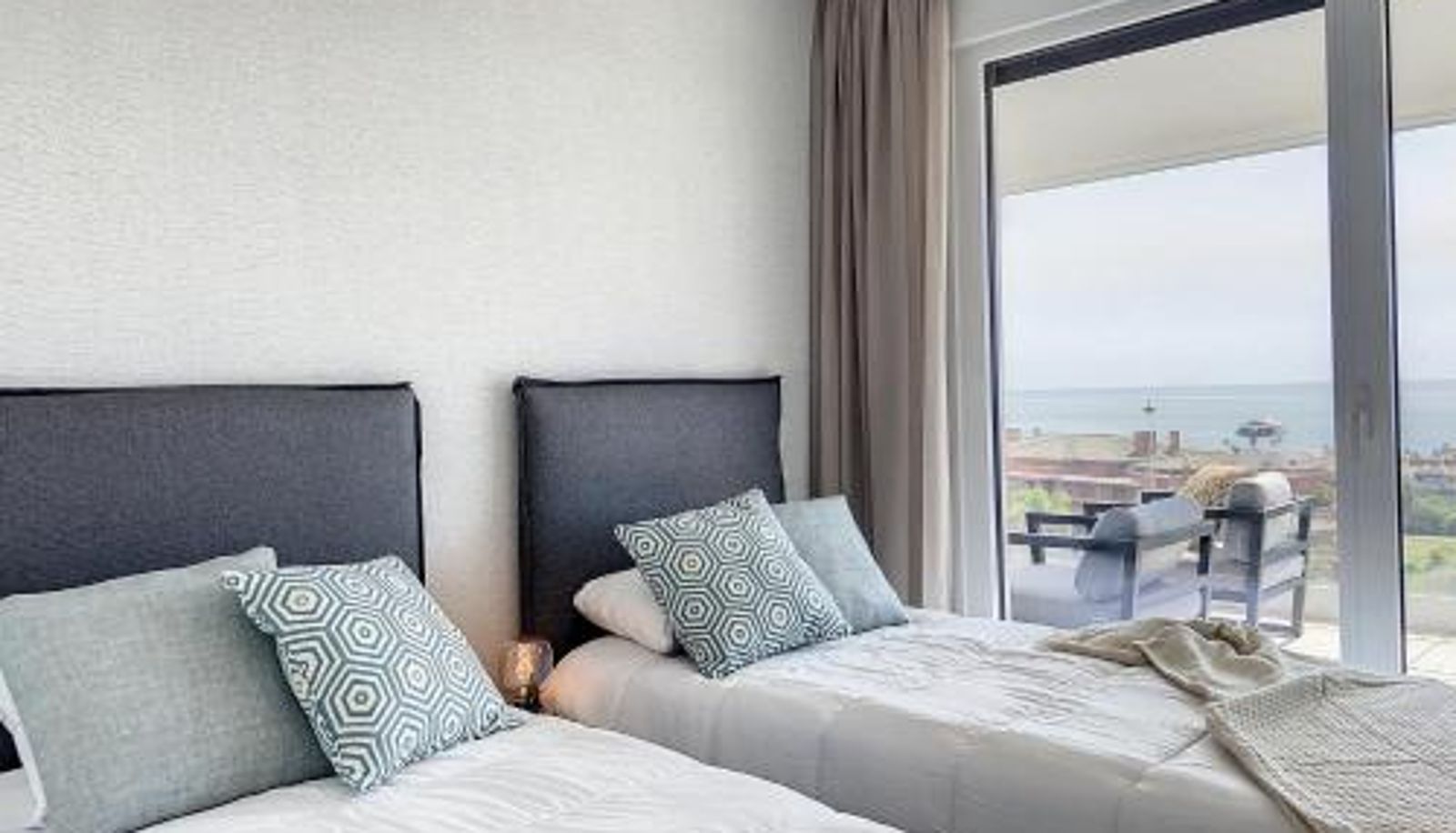 Appartamento - Via Celere 2330 Sea View Apartment